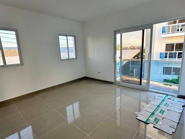 #295 - Apartamento para Venta en La Romana - La Romana - 2